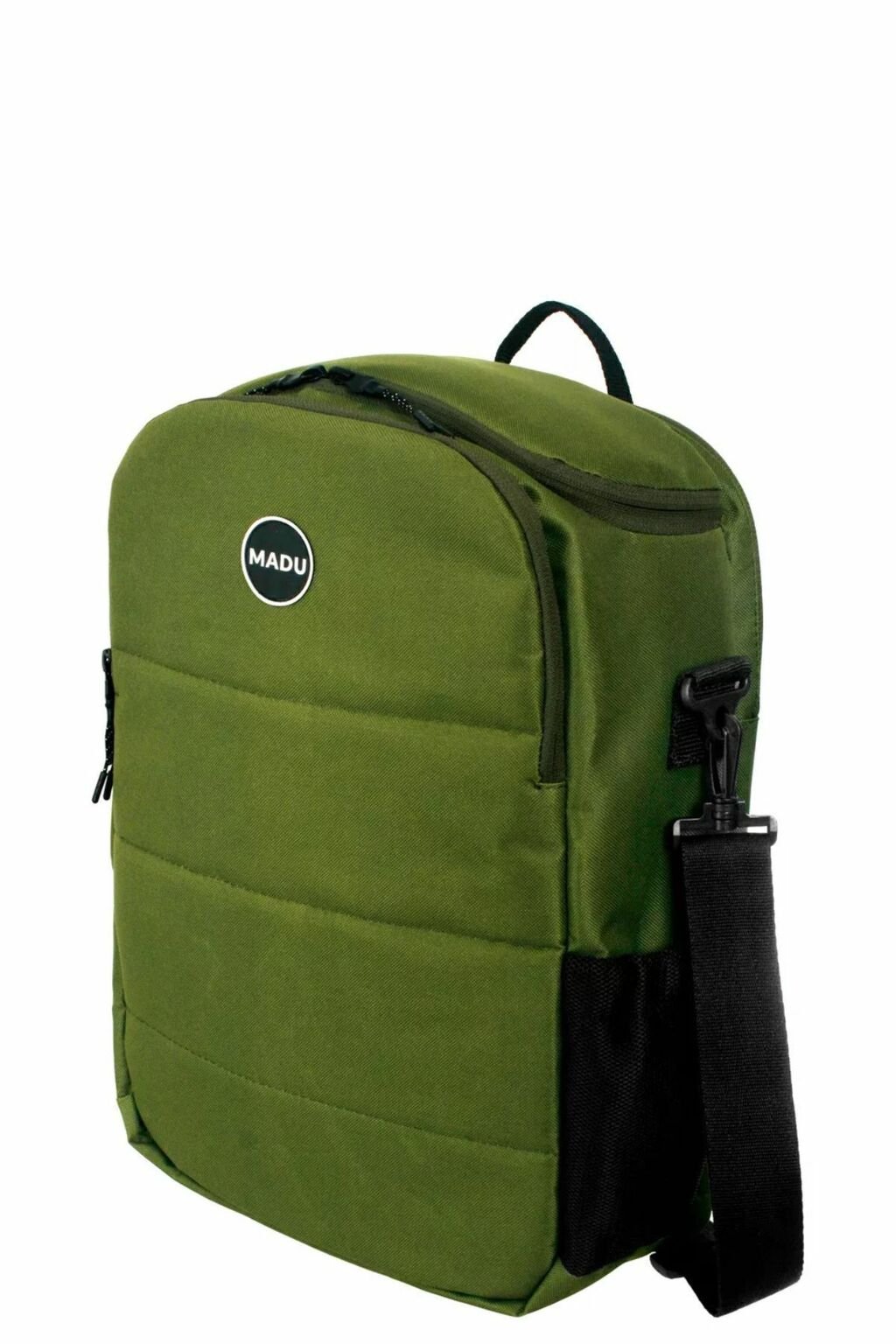 Mochila verde impermeable para notebook y mate con diseño acolchonado y logo MADU