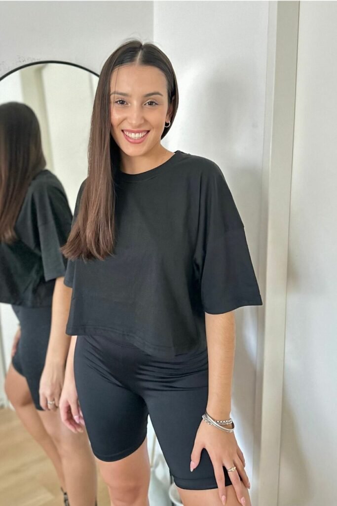 Remera Overzise Boxy Crop Top Aesthetic Corta Negro