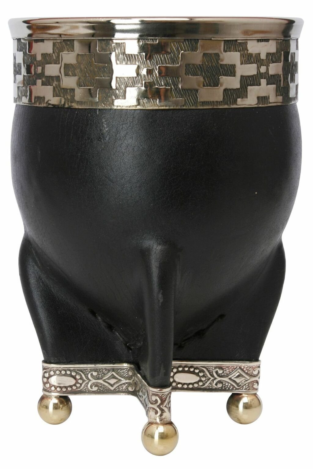 Mate negro de cuero con detalles en alpaca y patas doradas, ideal para disfrutar de mate.