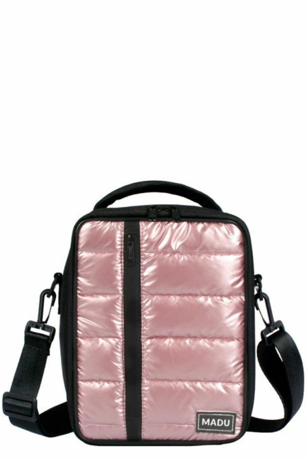 Lunchera térmica impermeable color rosa metalizado con asa y correa ajustable negra, diseño acolchado y detalle de cierre vertical frontal