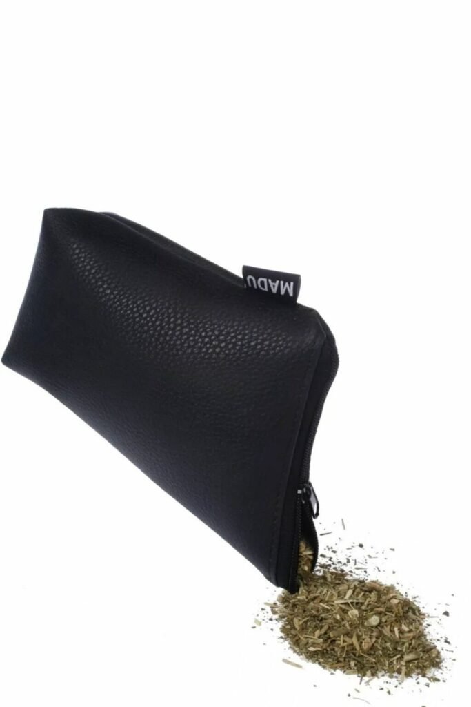 Yerbera Ecocuero Yerbag Estuche Para Yerba Mate Madu Color Negro